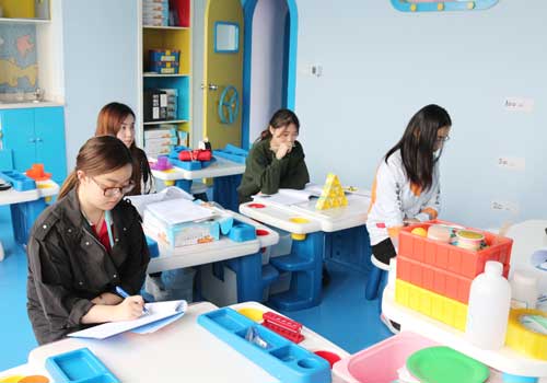 巴布噜创艺科学屋指导师培训初秋来袭